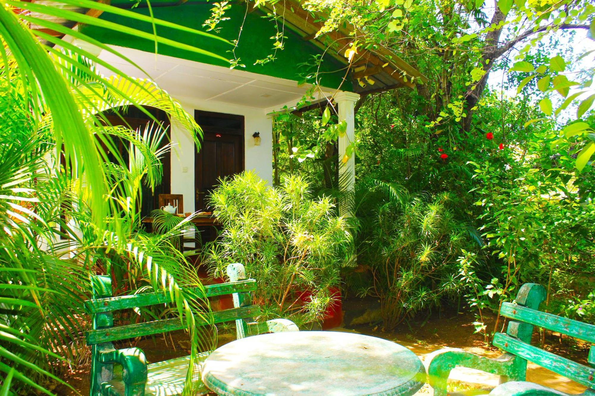 Sunrise Cottage Szigirija Kültér fotó